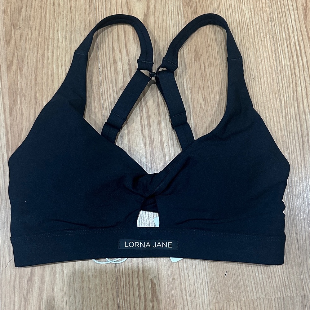 NWT Lorna Jane Wild Side Black Sports Bra